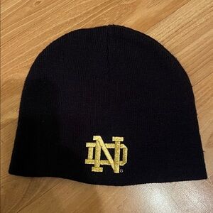 Notre Dame Fighting Irish beanie blue gold